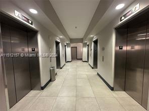 1750 N Bayshore Dr # 5606