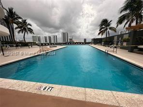 1750 N Bayshore Dr # 5606