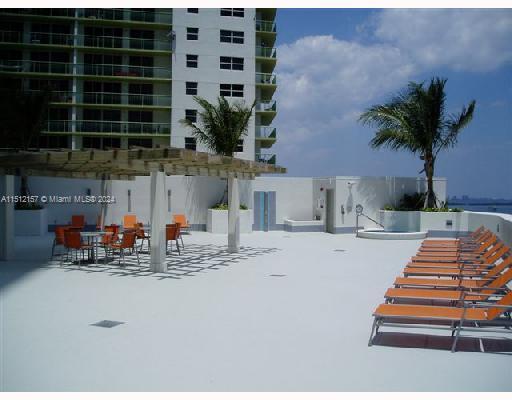 1750 N Bayshore Dr # 5606