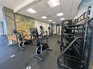 1750 N Bayshore Dr # 5606