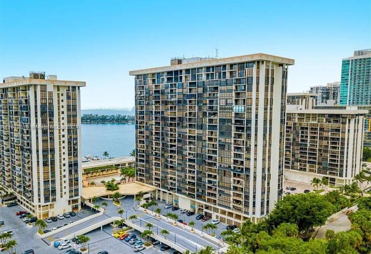 1901 Brickell Ave # B1104