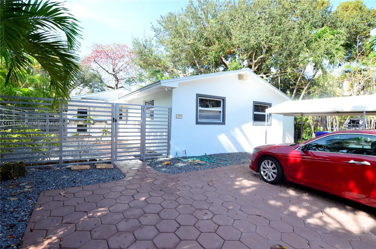 3050 VIRGINIA ST Unit: Front