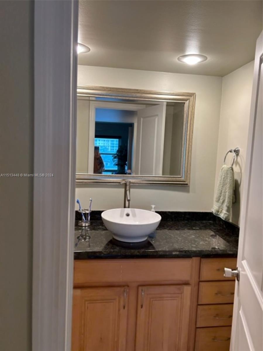 2801 N Palm Aire Drive # 607