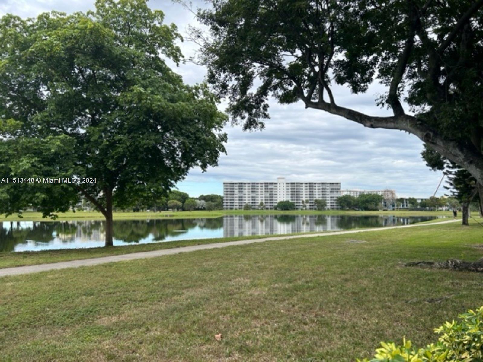 2801 N Palm Aire Drive # 607