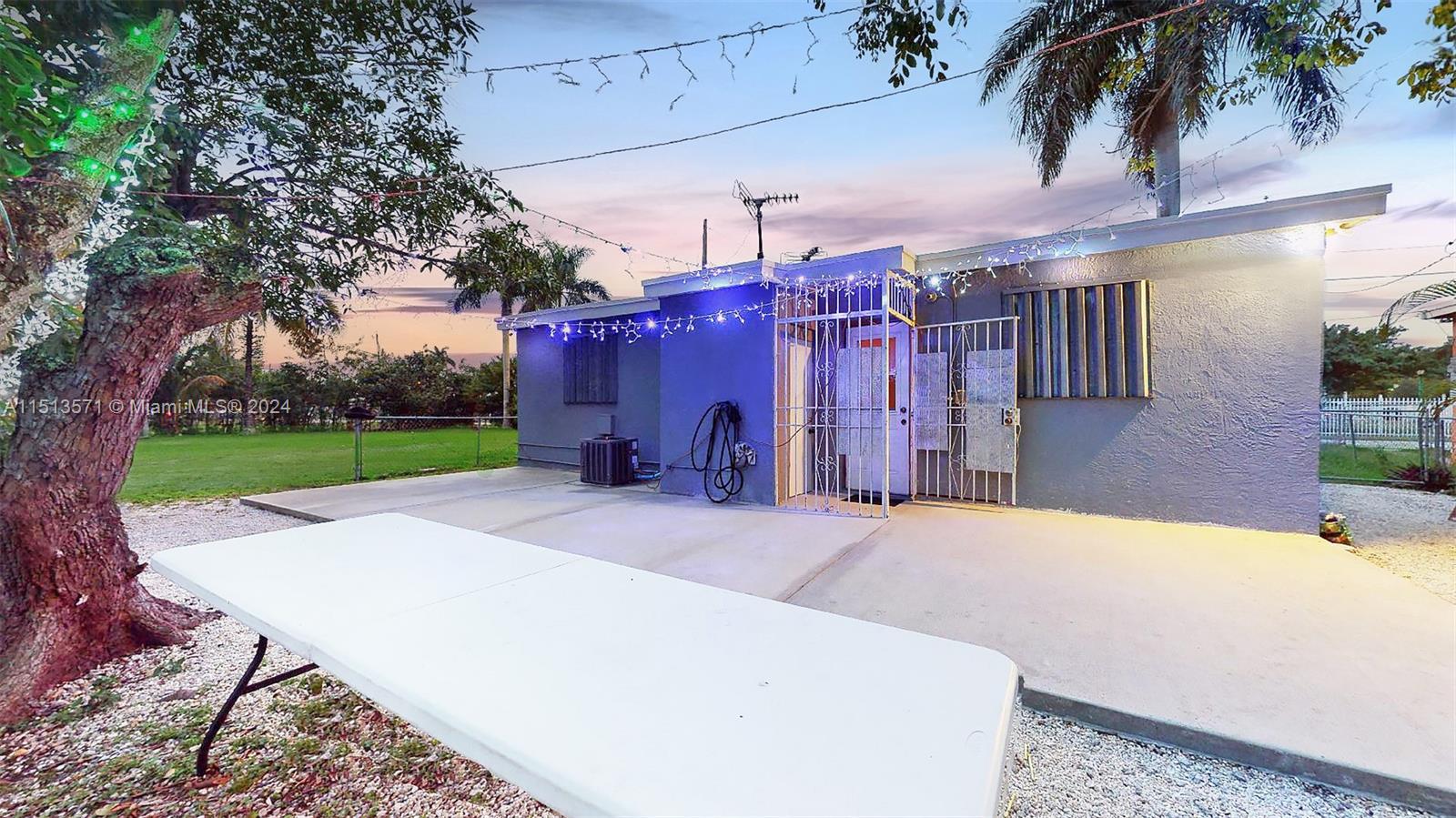 421 SW 8th Ave