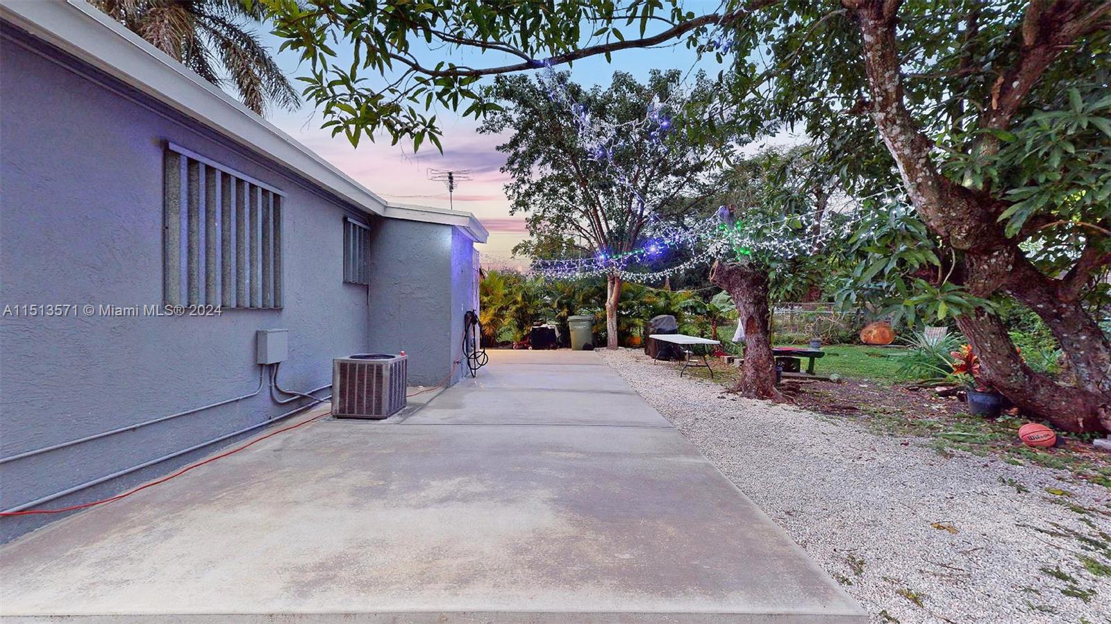 421 SW 8th Ave