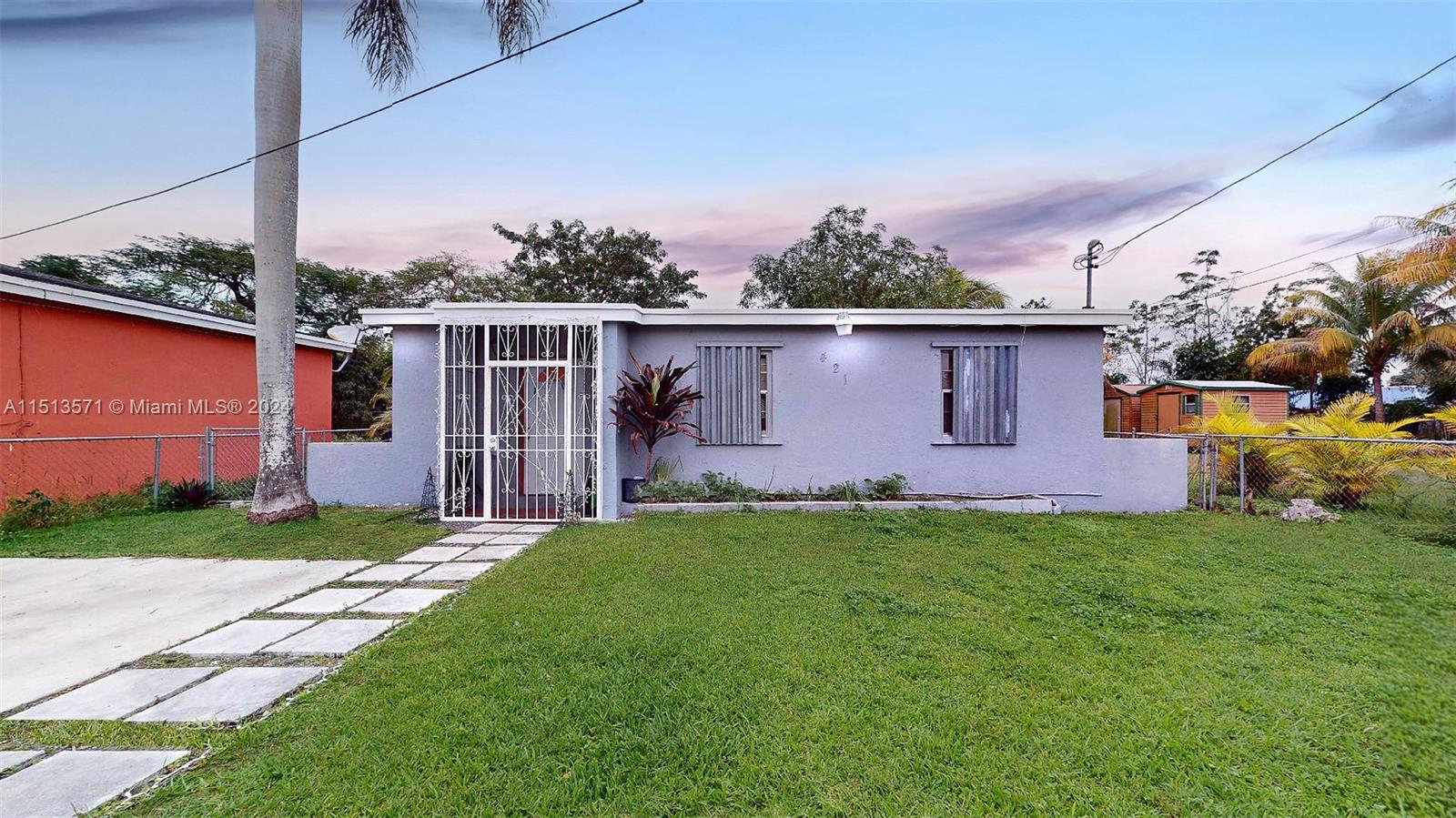 421 SW 8th Ave