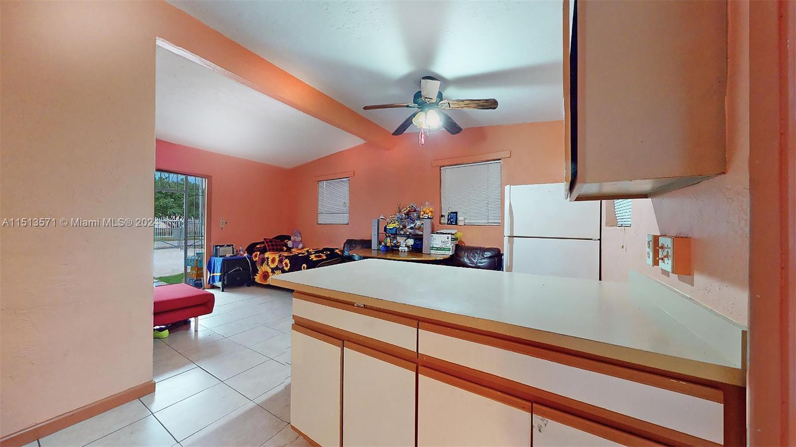 421 SW 8th Ave