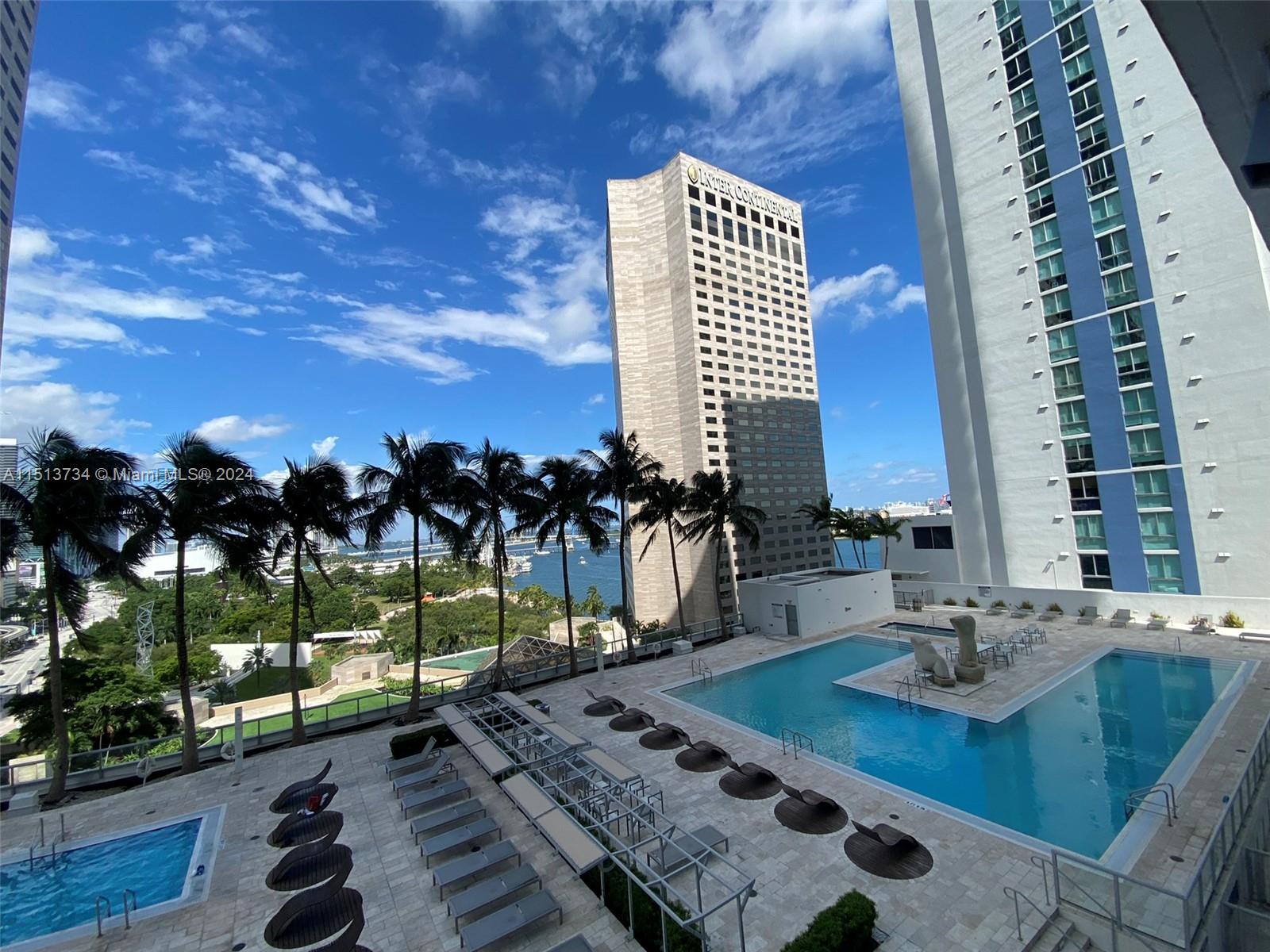 325 S Biscayne Blvd # 1520