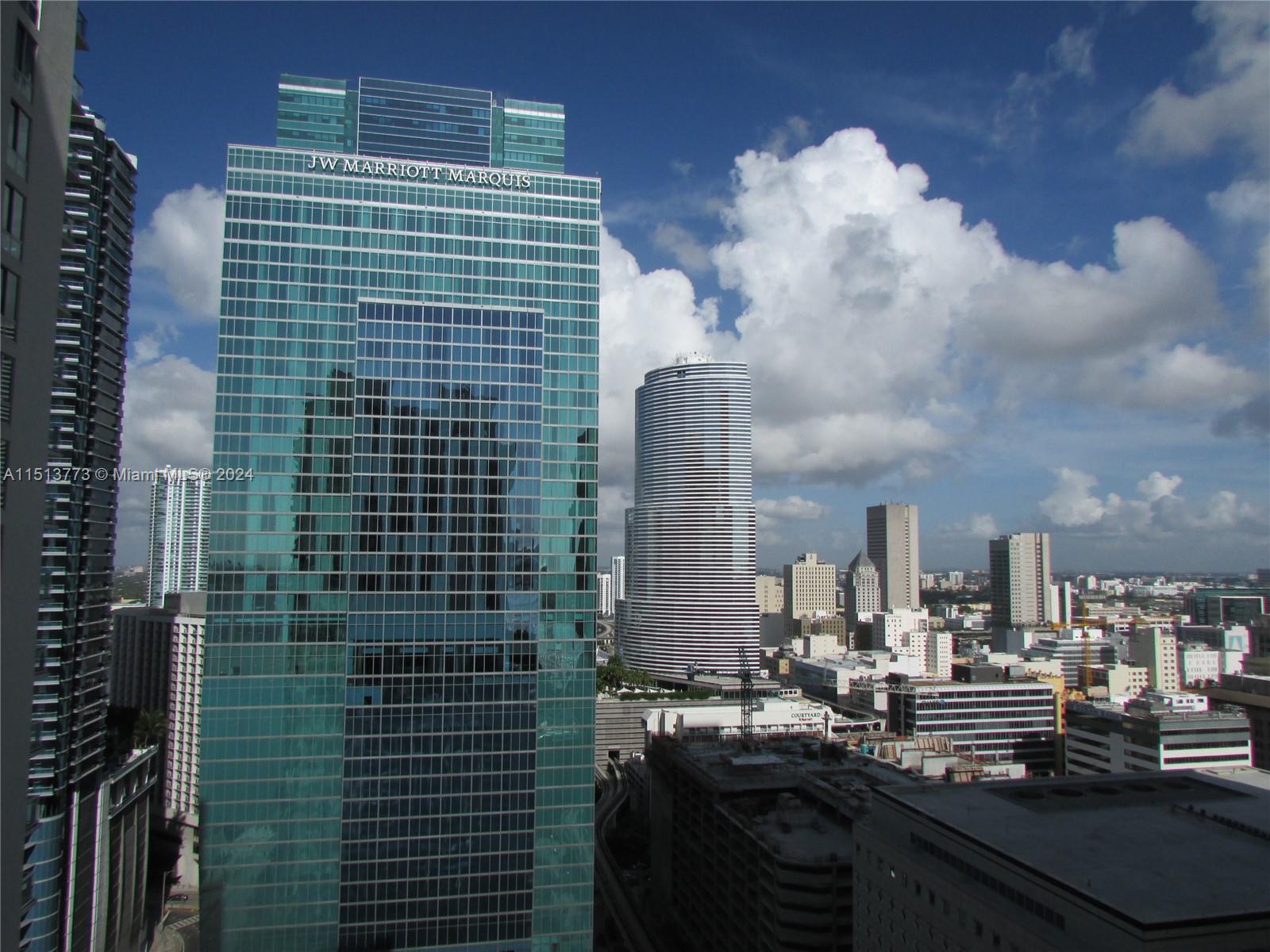 300 S Biscayne Blvd # 2709 Unit: T-2709