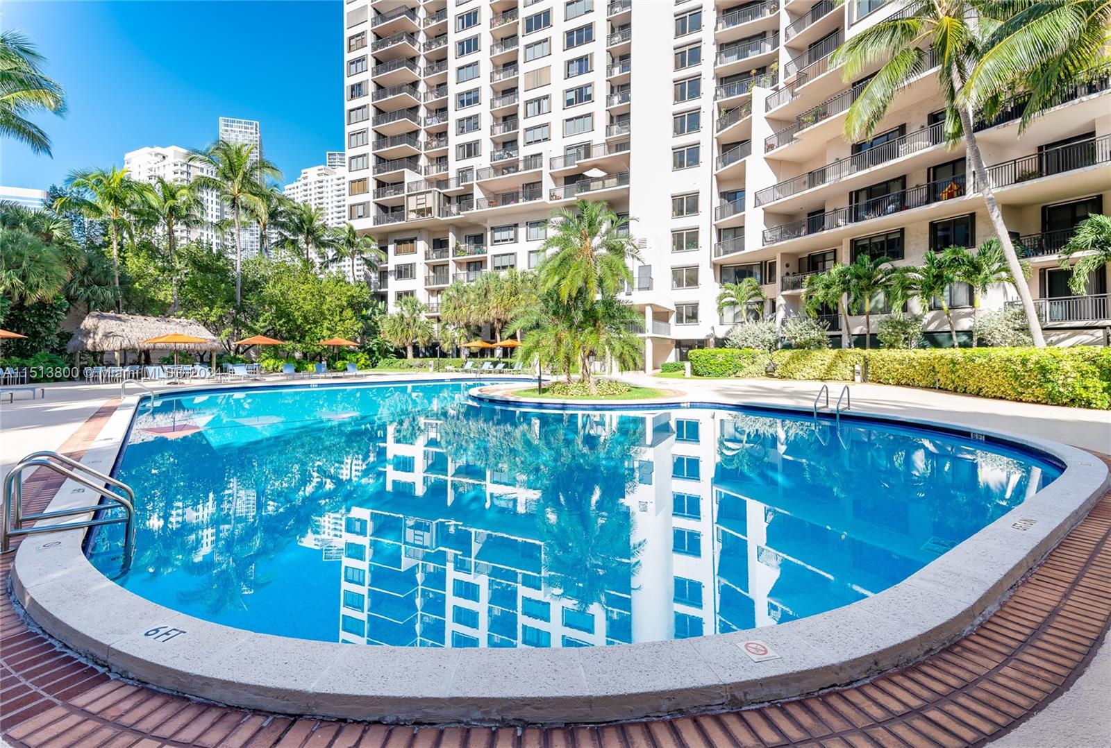 540 Brickell Key Dr # 905