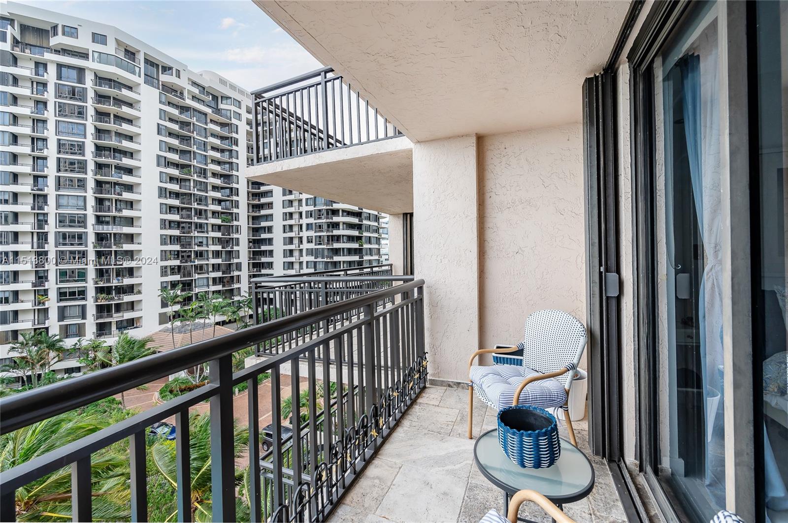 540 Brickell Key Dr # 905