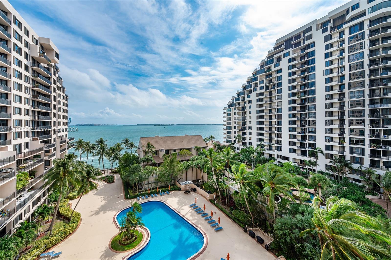 540 Brickell Key Dr # 905