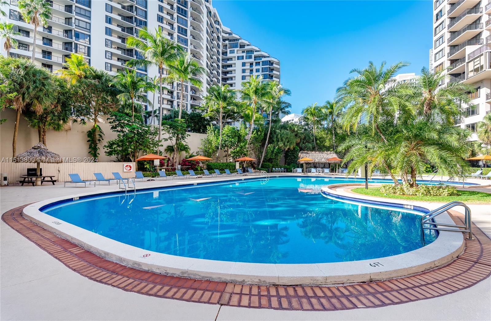 540 Brickell Key Dr # 905