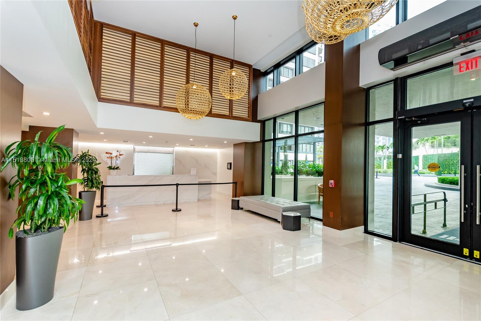 540 Brickell Key Dr # 905