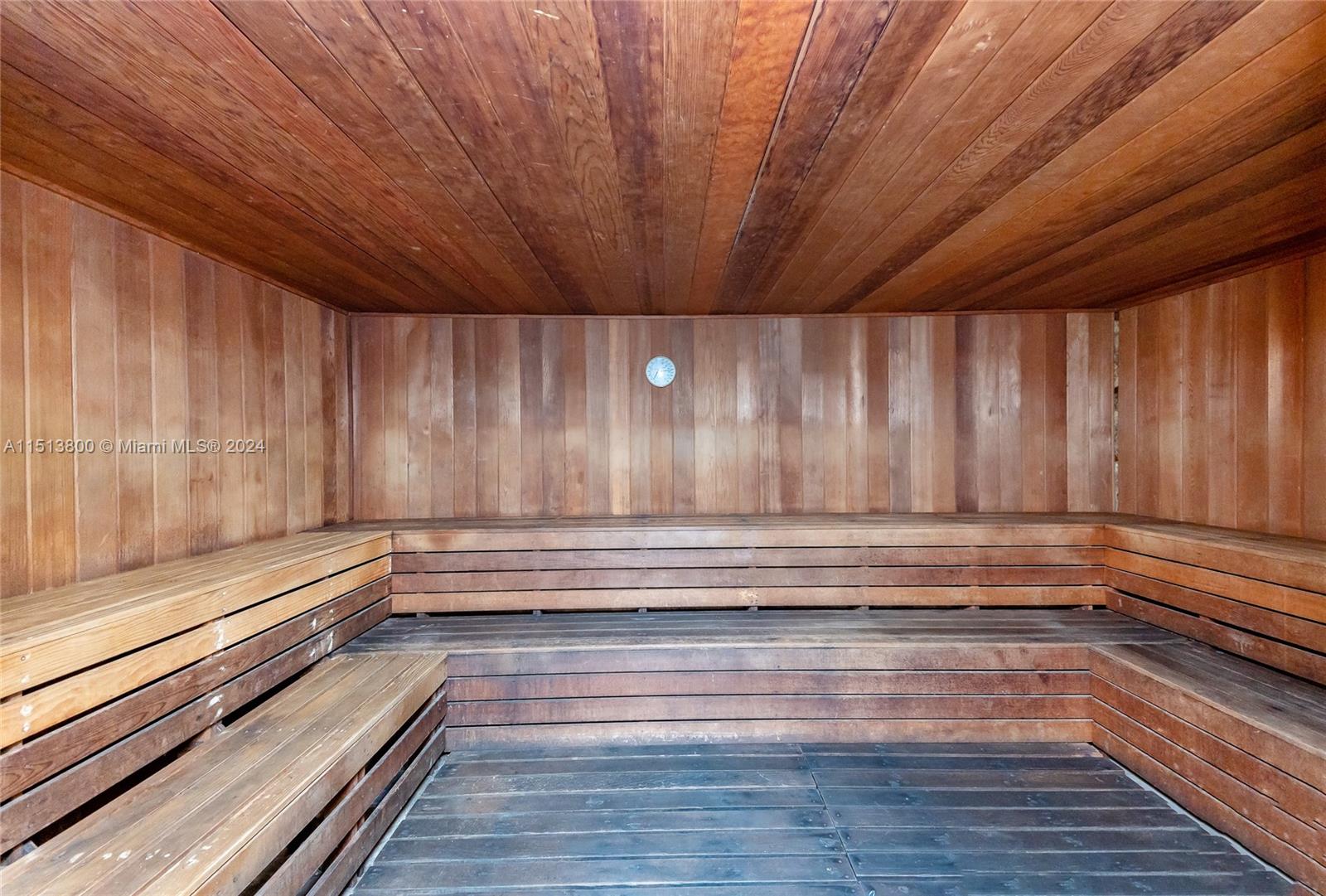 540 Brickell Key Dr # 905