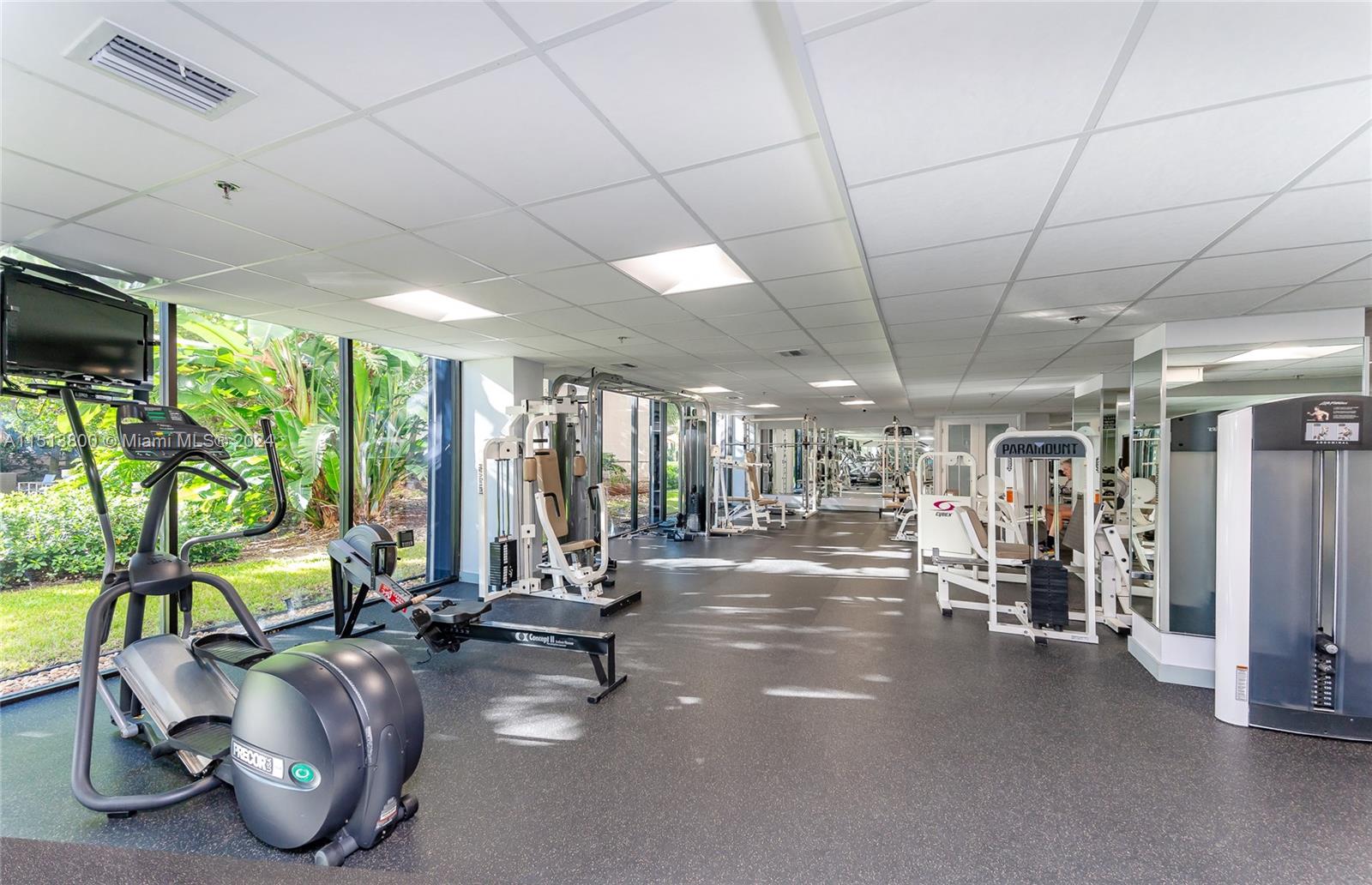 540 Brickell Key Dr # 905