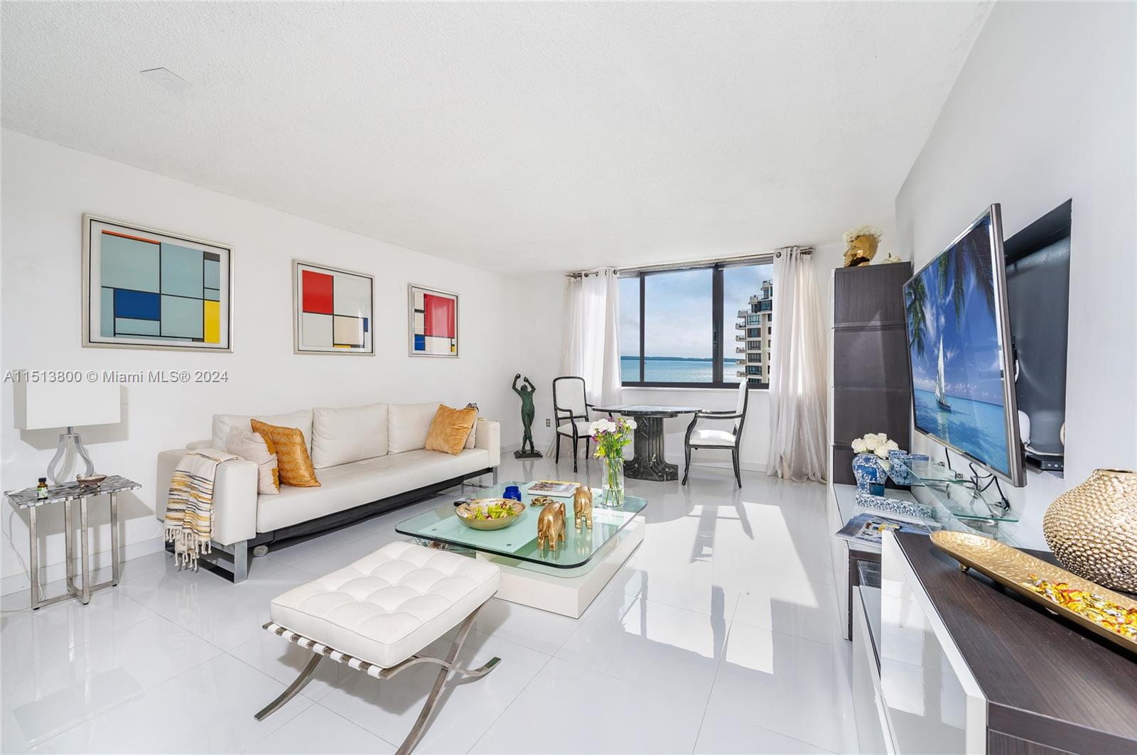 540 Brickell Key Dr # 905