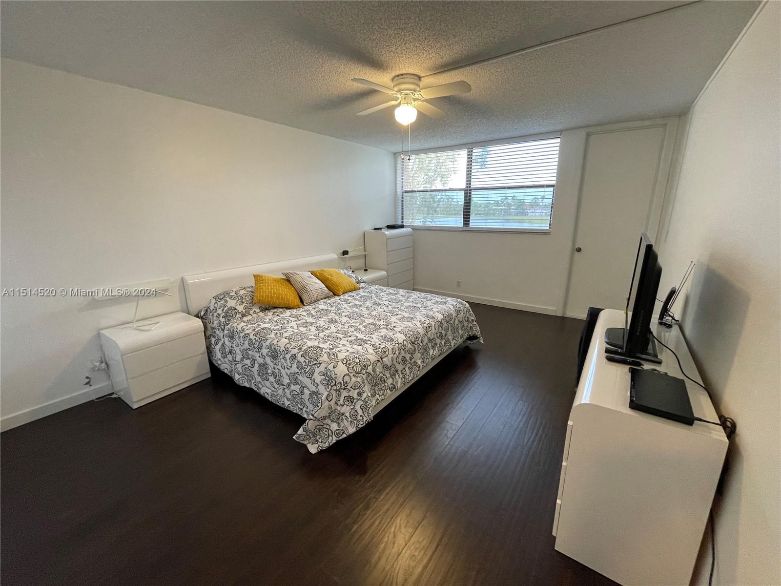 16251 Golf Club Rd # 213