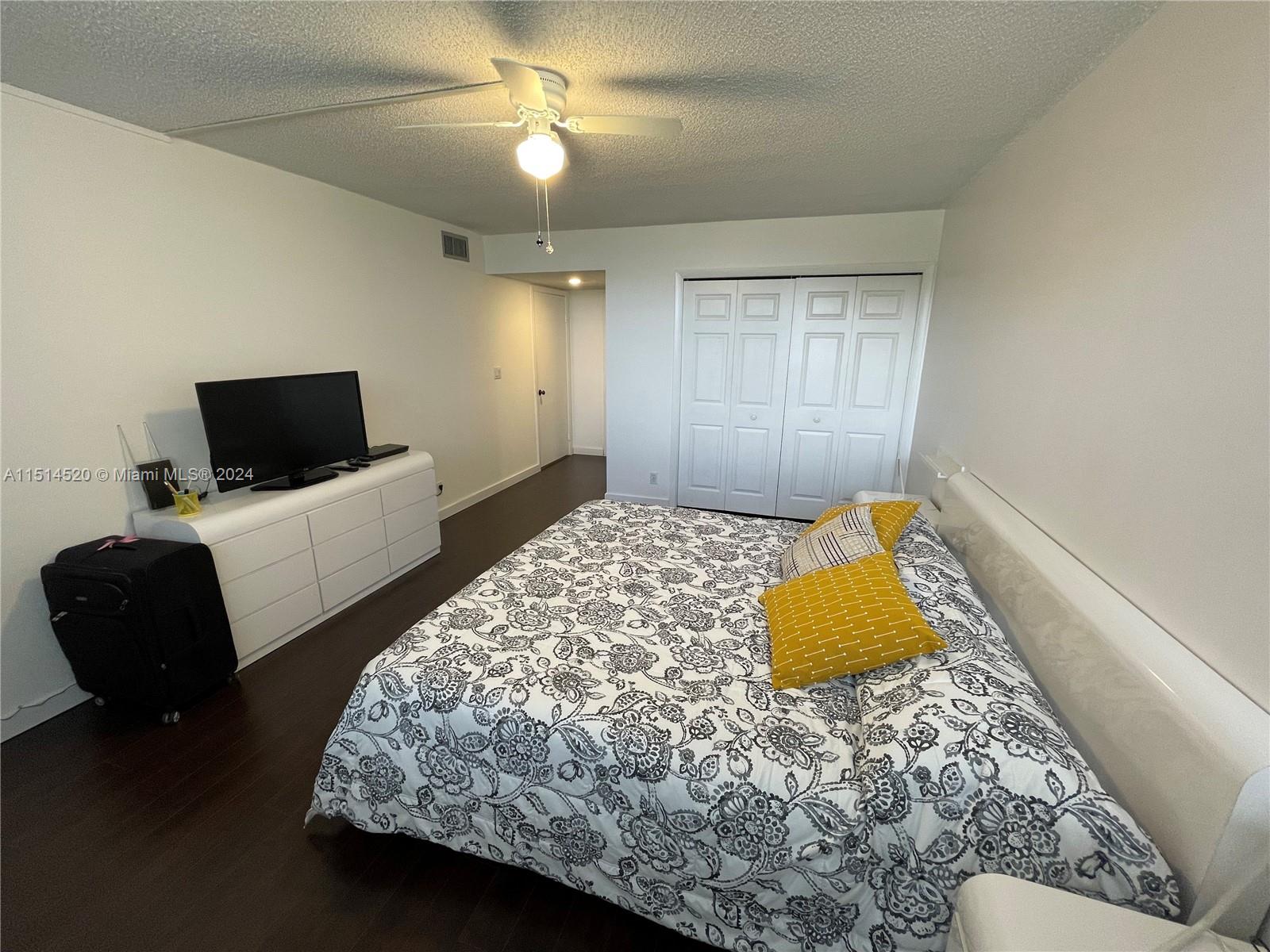 16251 Golf Club Rd # 213