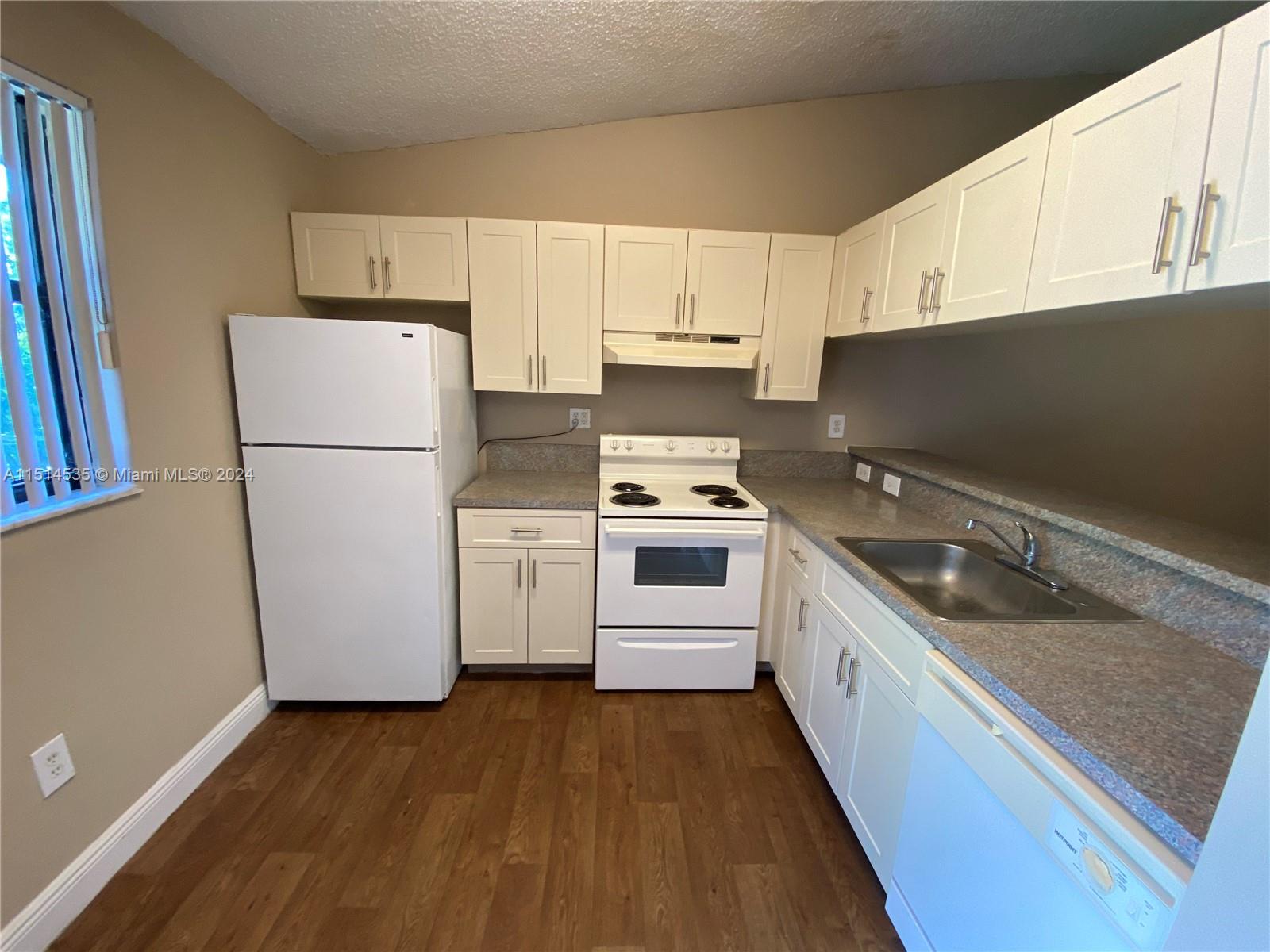 9977 Nob Hill Ct # 21