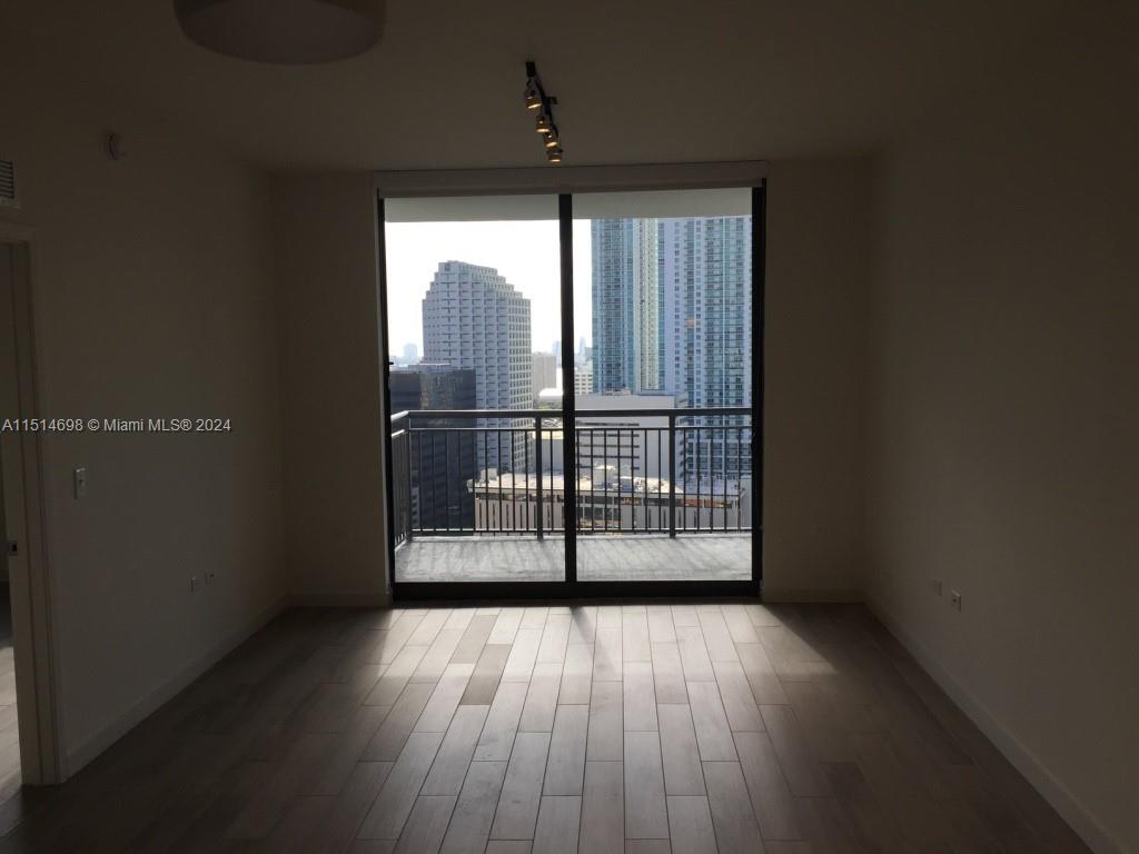999 SW 1st Ave # 2410