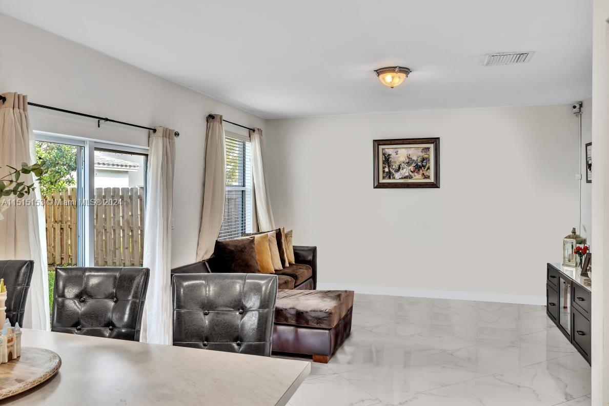 1363 SE 26th Ter