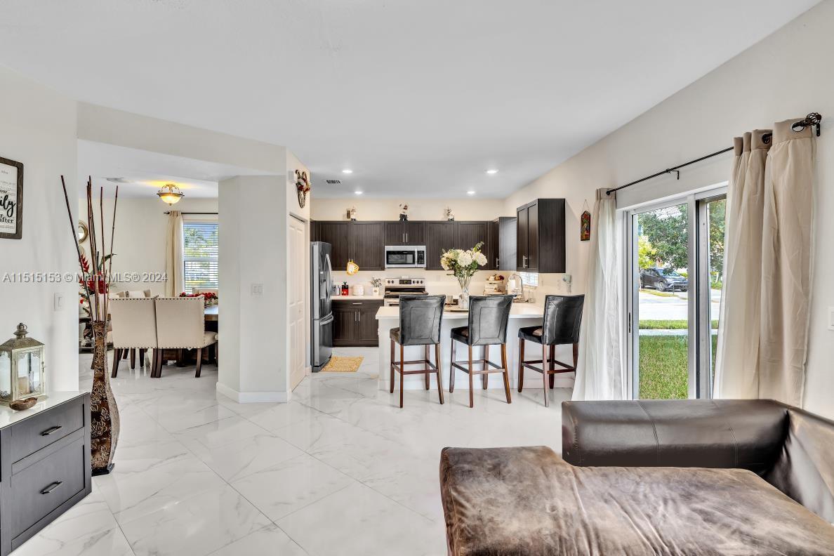 1363 SE 26th Ter