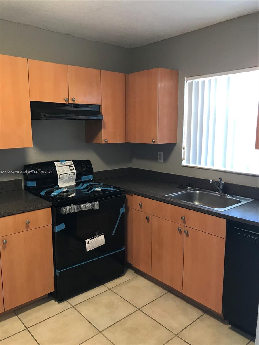 4731 NW 9th Dr # 4731