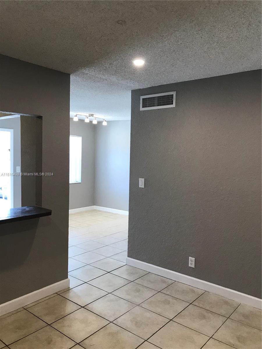 4731 NW 9th Dr # 4731