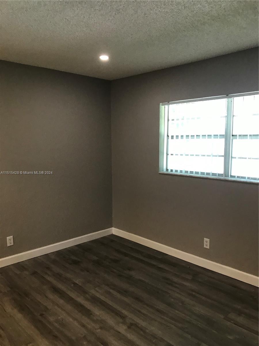 4731 NW 9th Dr # 4731