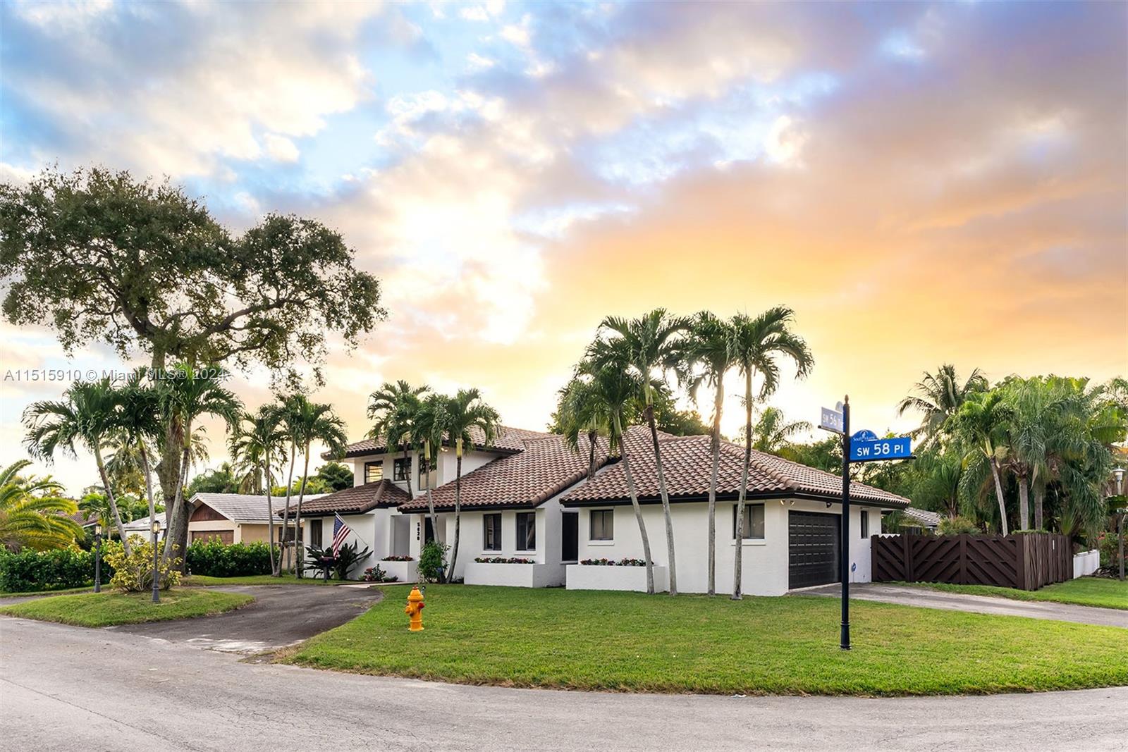 5620 SW 58th Pl