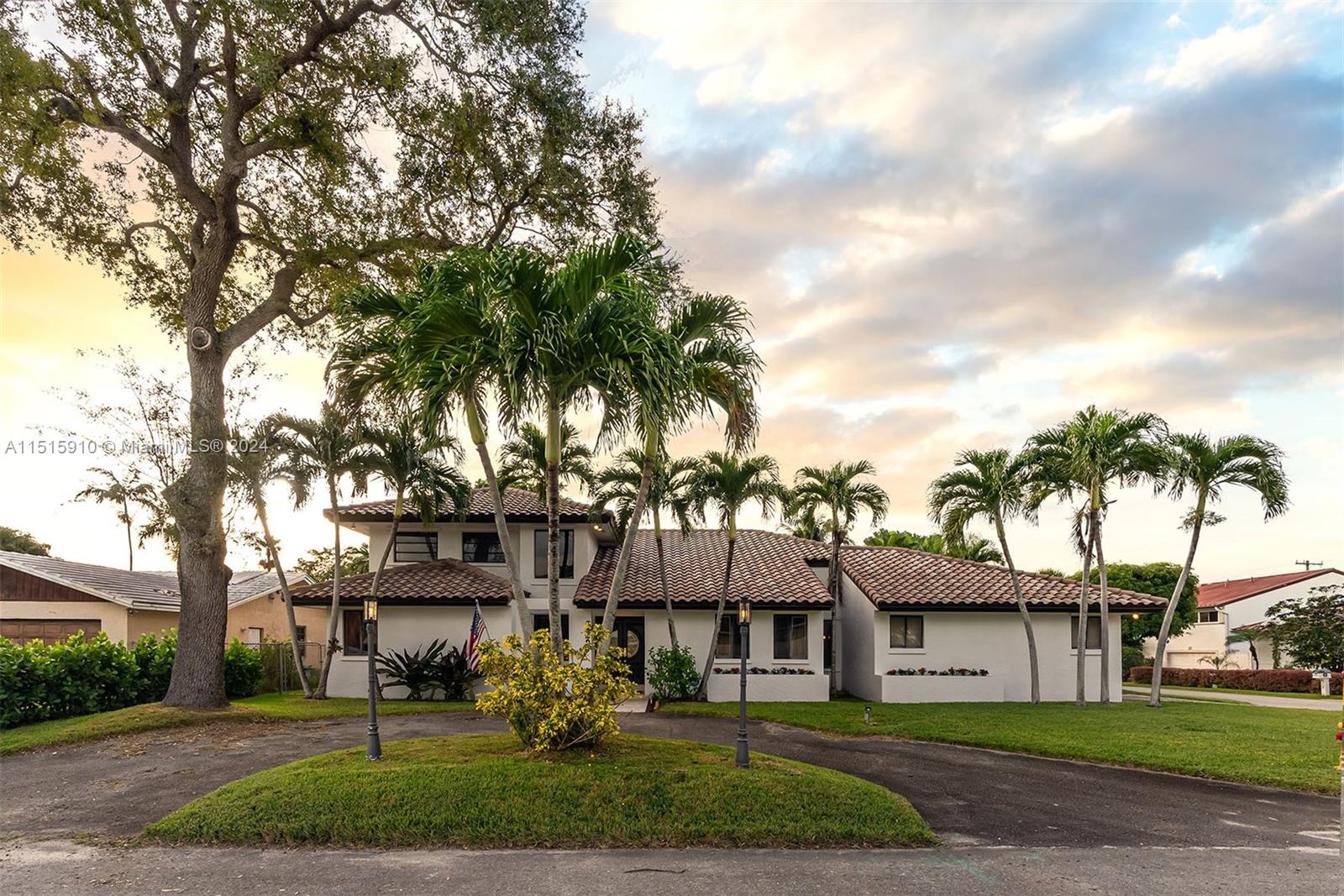 5620 SW 58th Pl