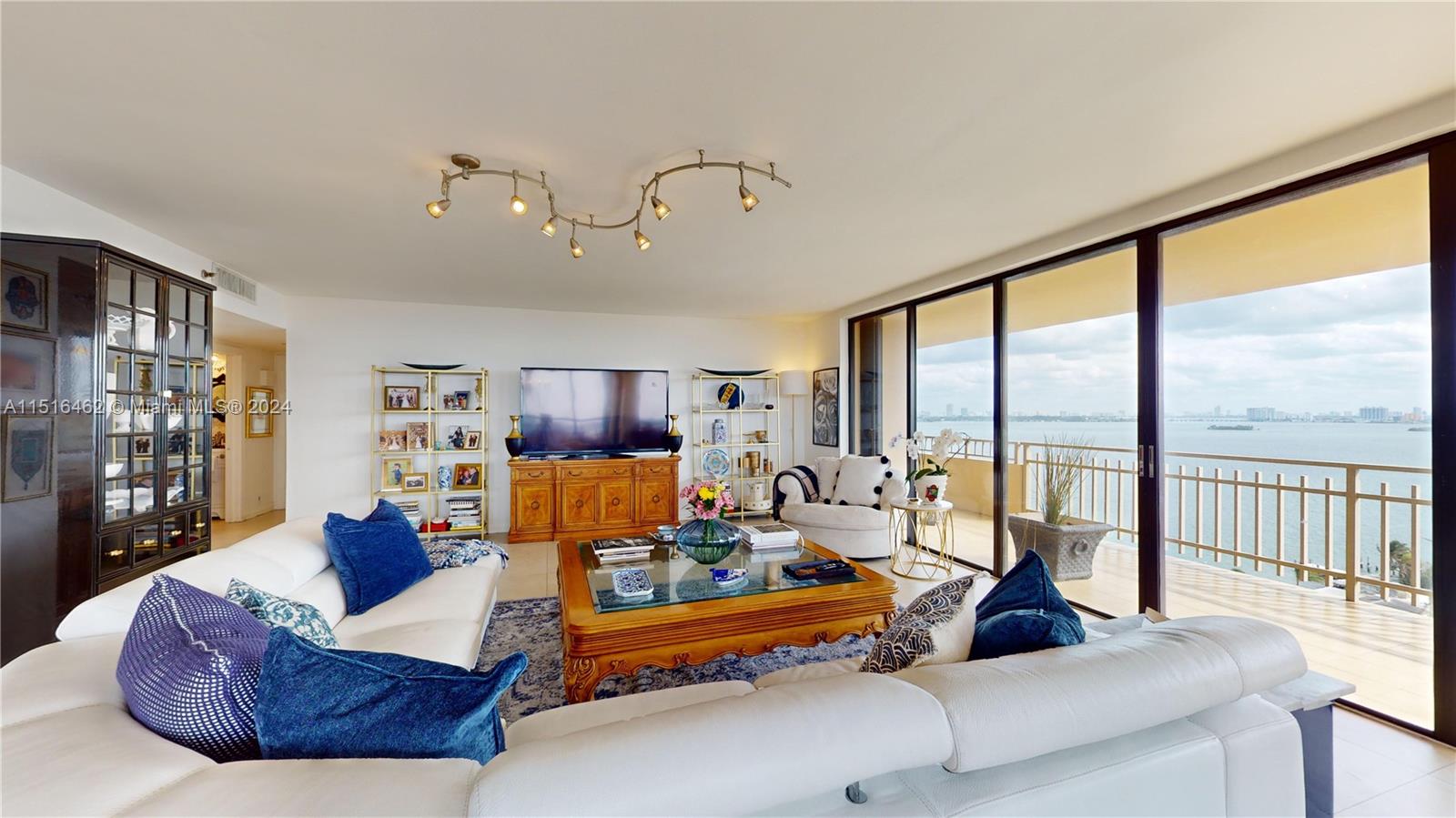 11113 Biscayne Blvd # 1451