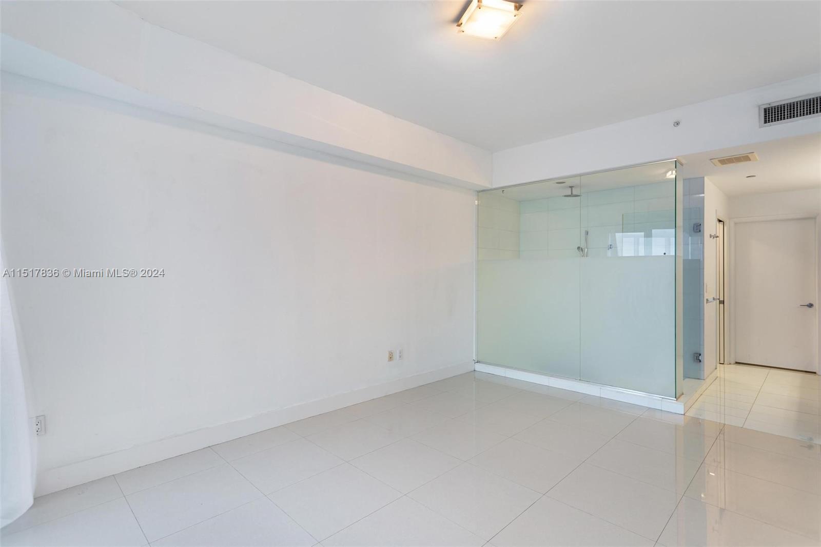 2020 N Bayshore Dr # 1201