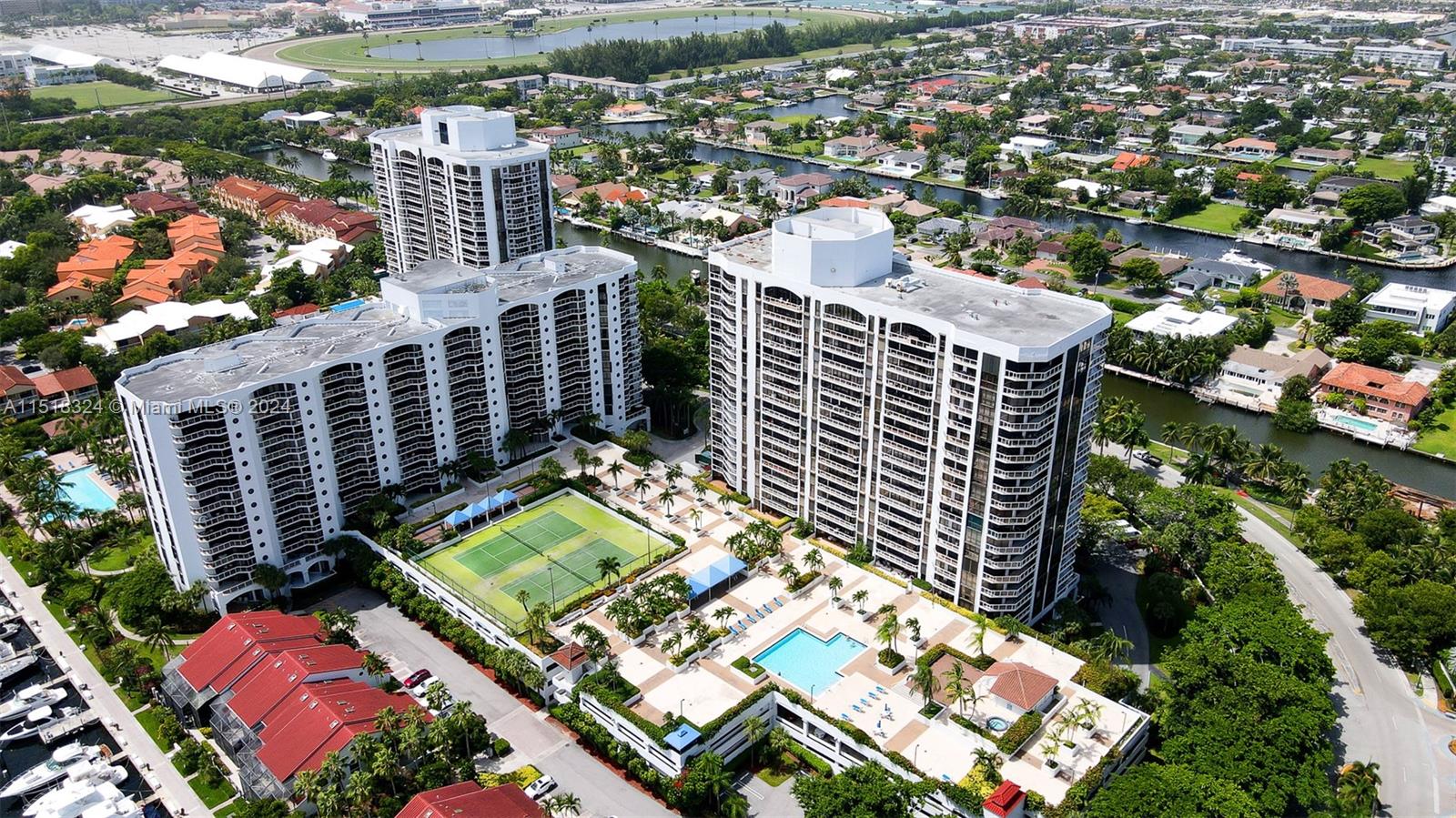 3640 Yacht Club Dr # 706