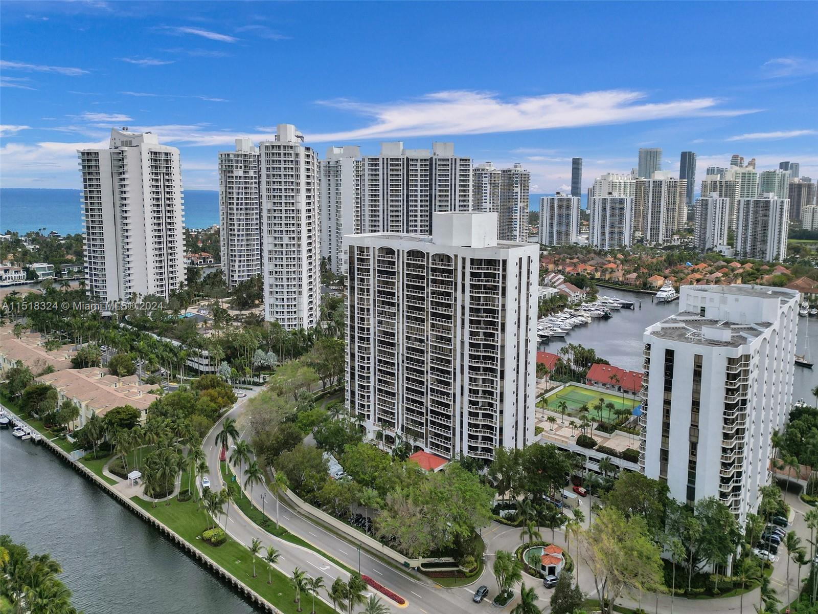 3640 Yacht Club Dr # 706