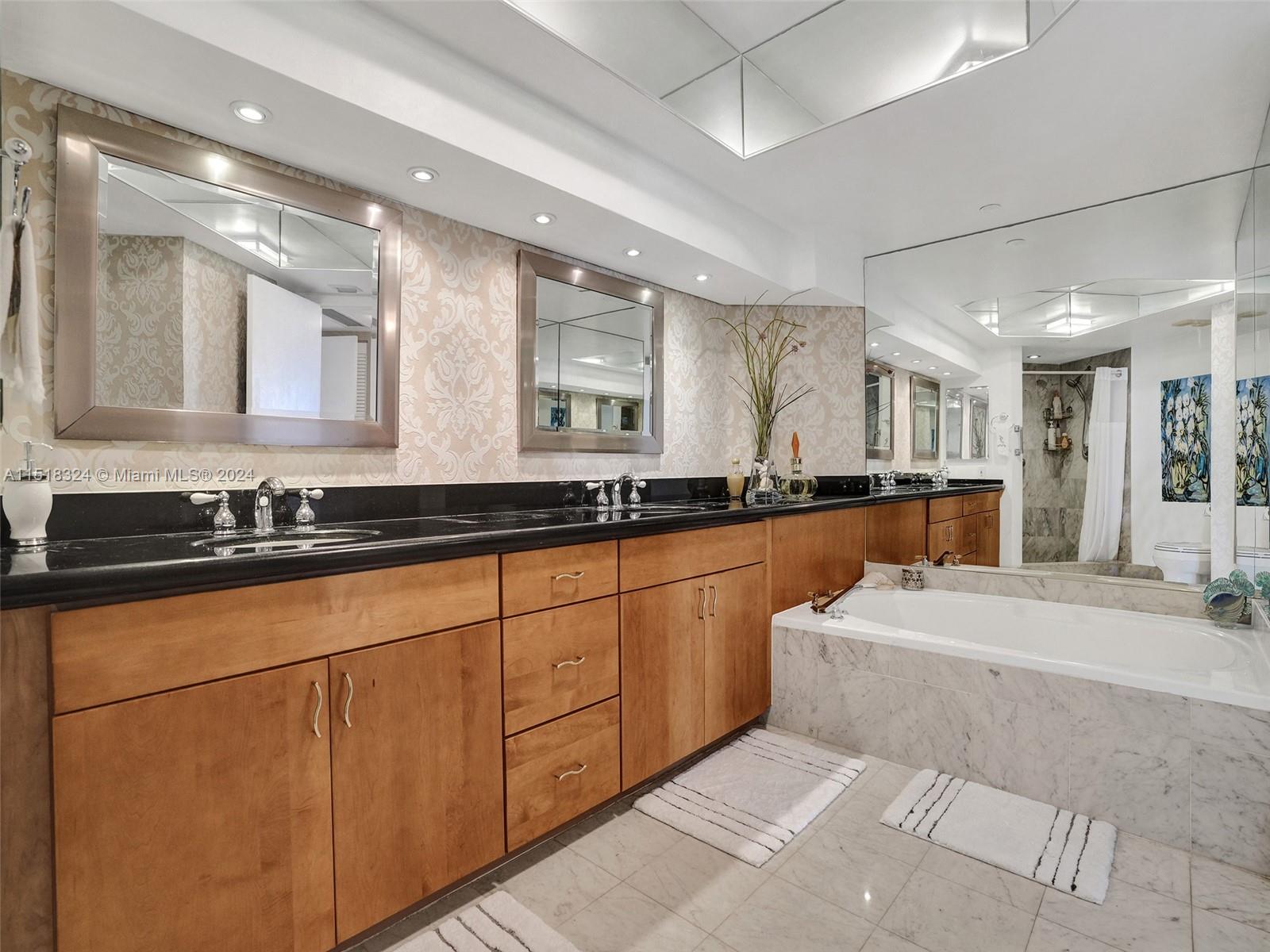 3640 Yacht Club Dr # 706