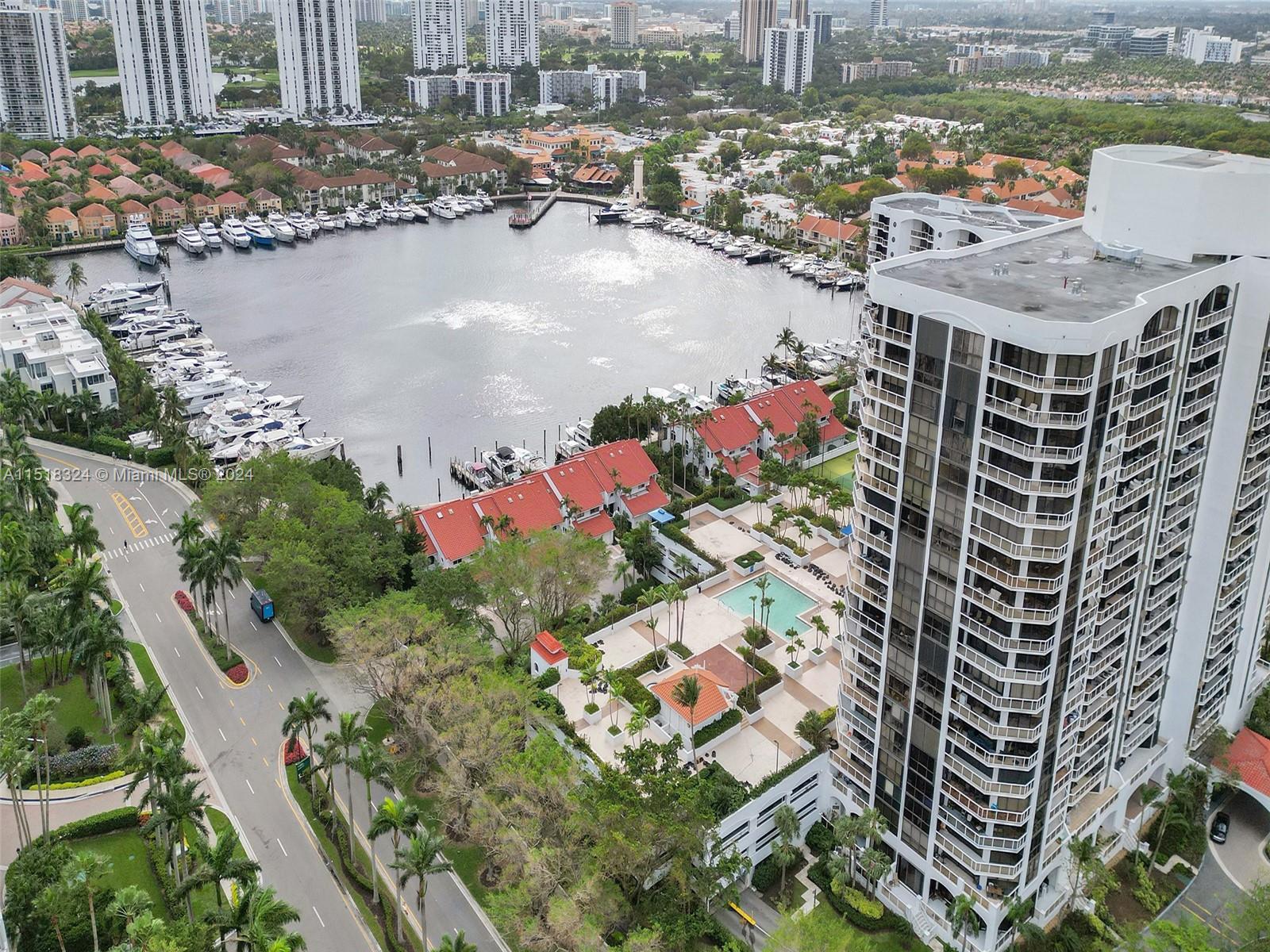 3640 Yacht Club Dr # 706