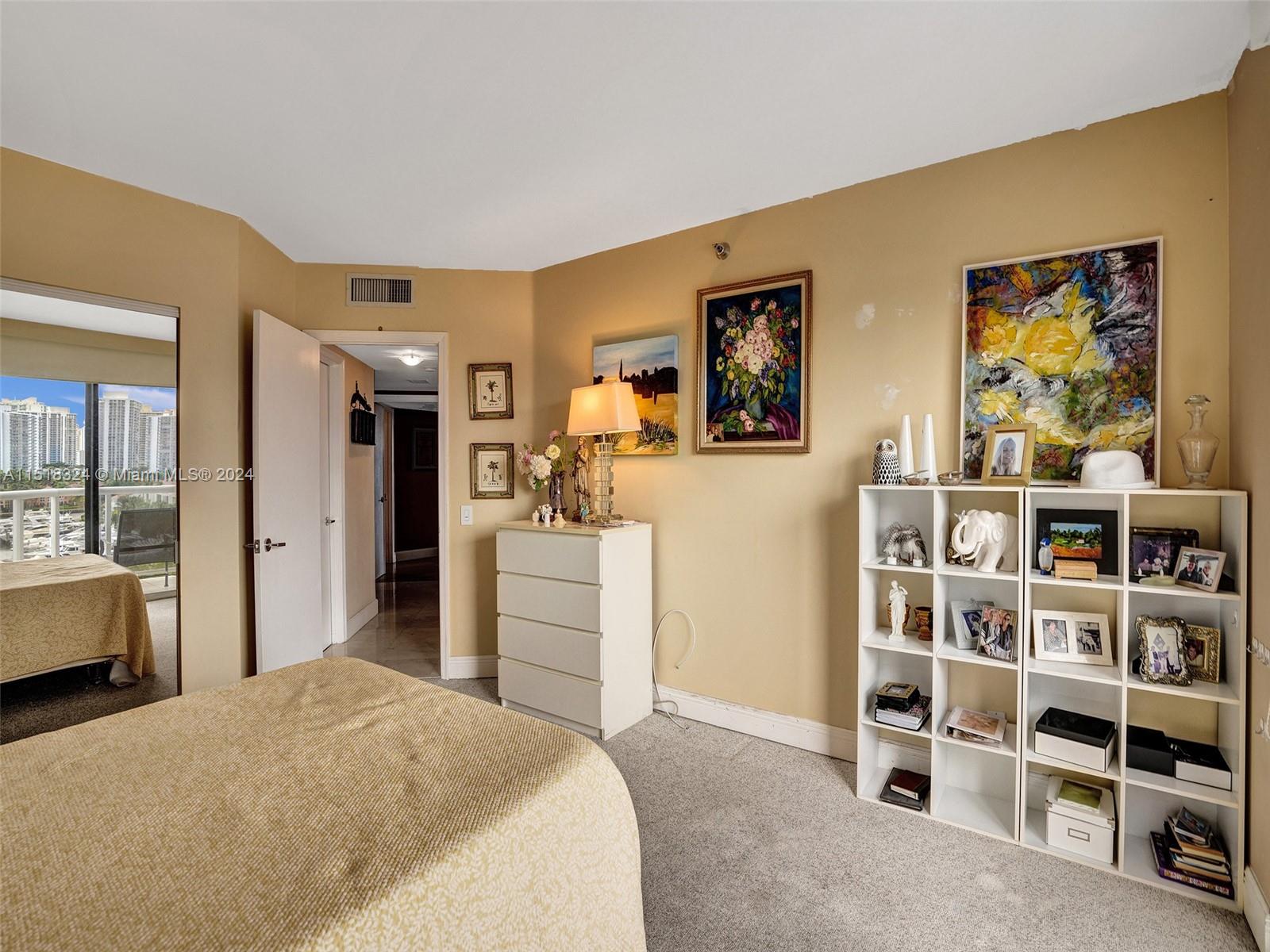 3640 Yacht Club Dr # 706
