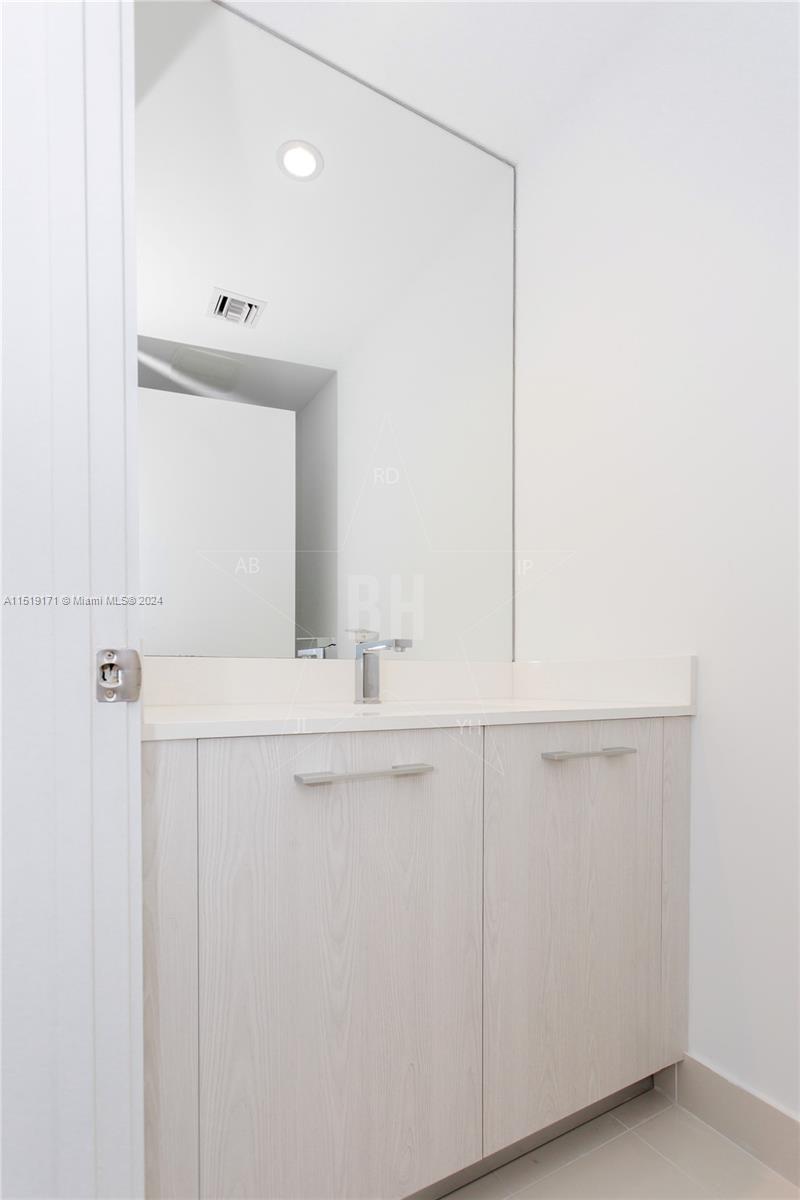 45 SW 9th STREET # 2303