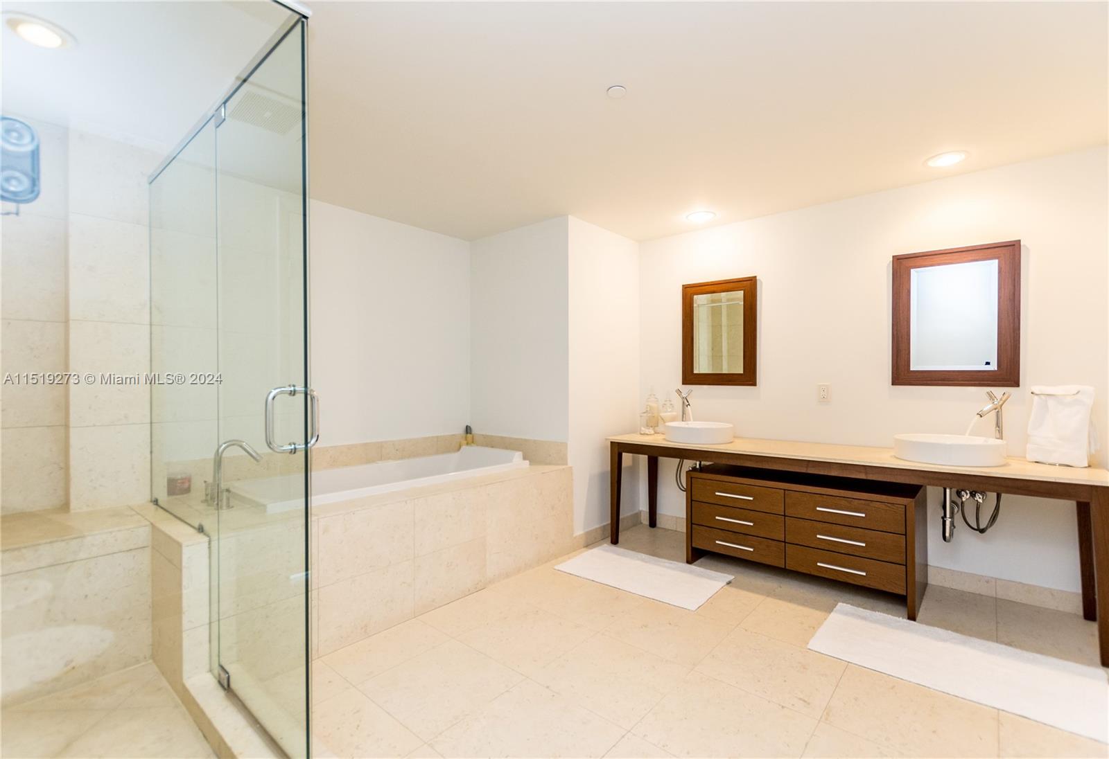 495 Brickell Ave # 4901