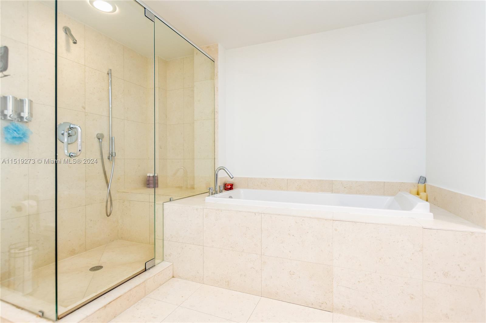 495 Brickell Ave # 4901