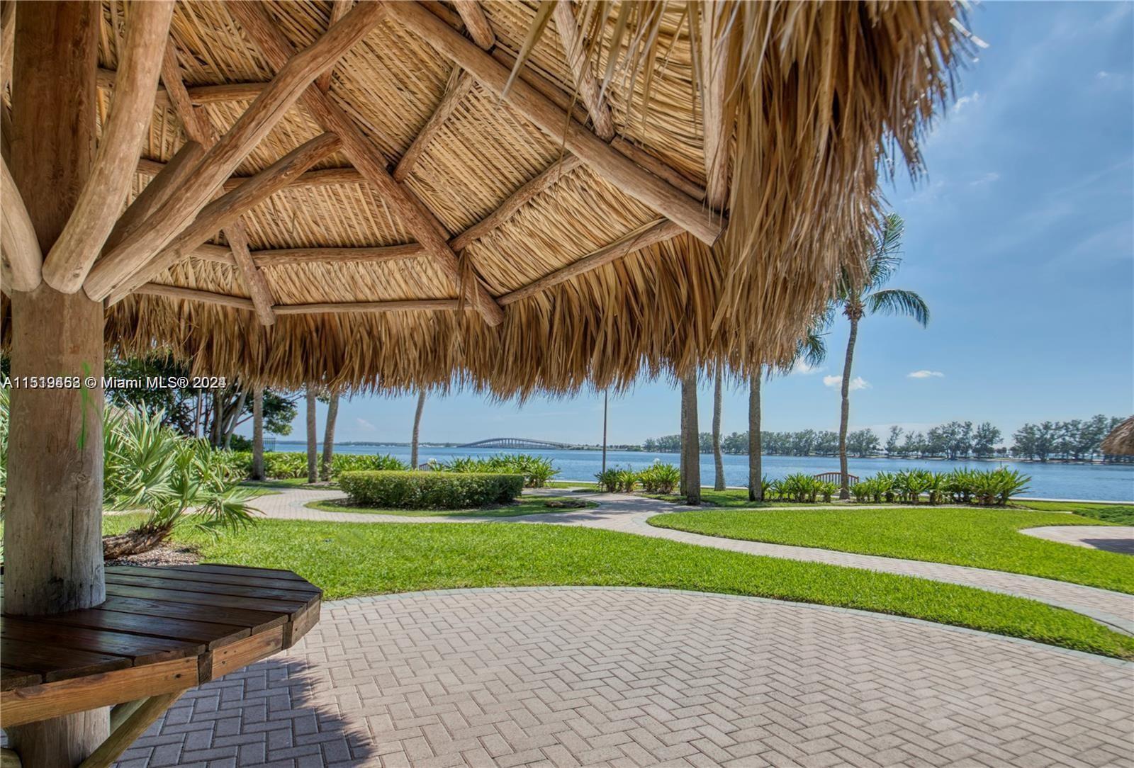 2451 Brickell Ave # 8B