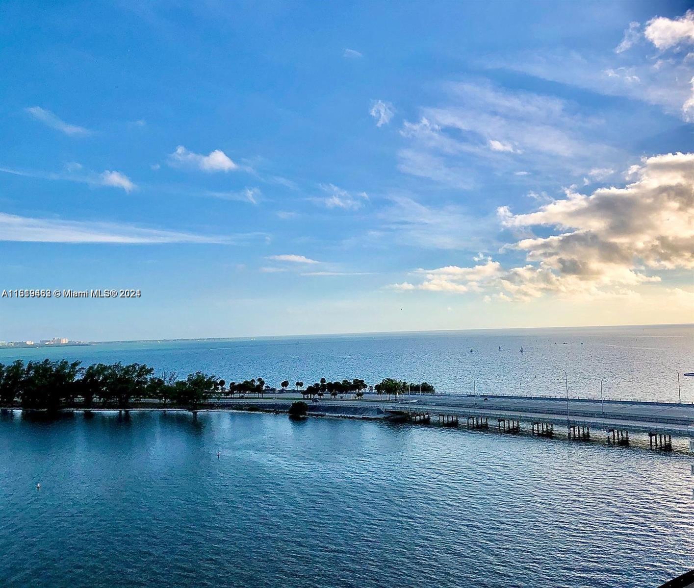 2451 Brickell Ave # 8B