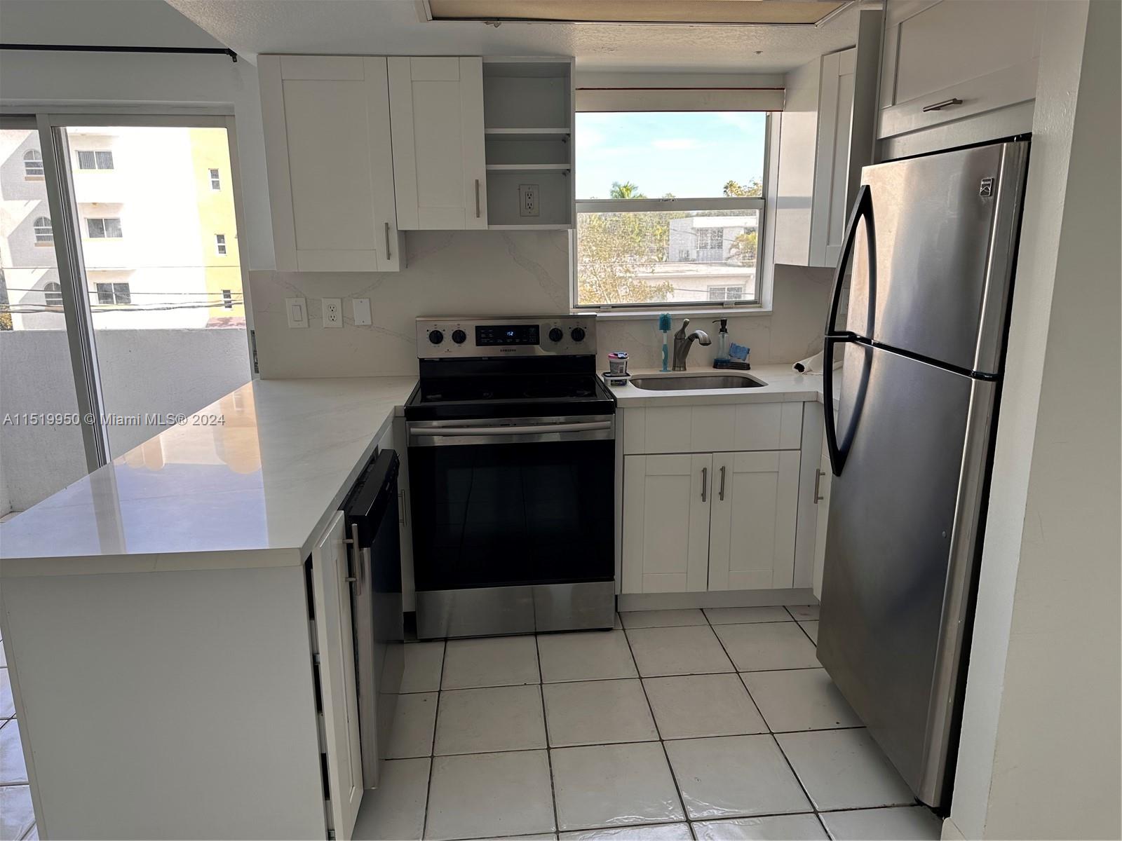 3052 SW 27th Ave # 301