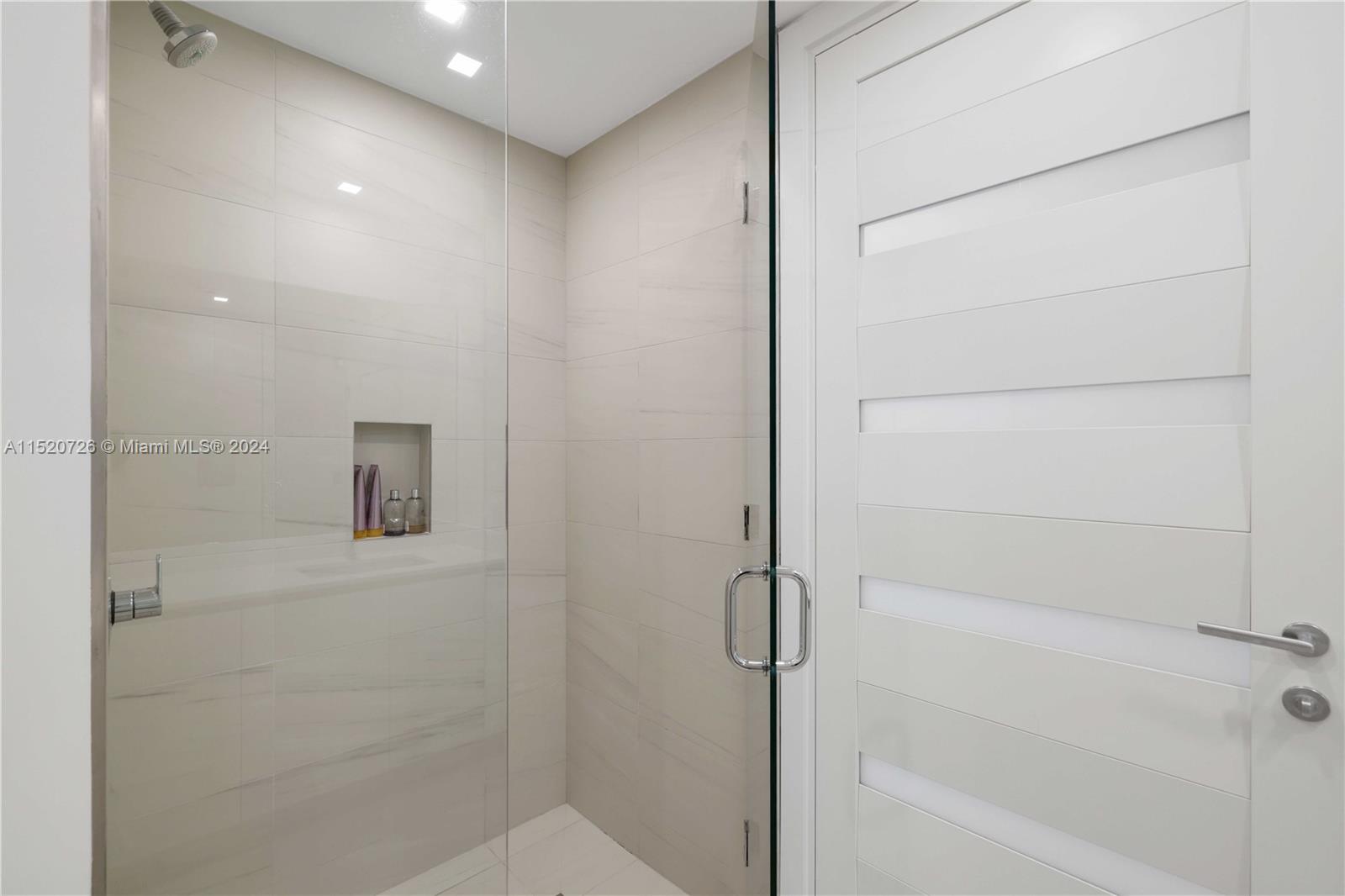 1116 N Ocean Blvd # 803