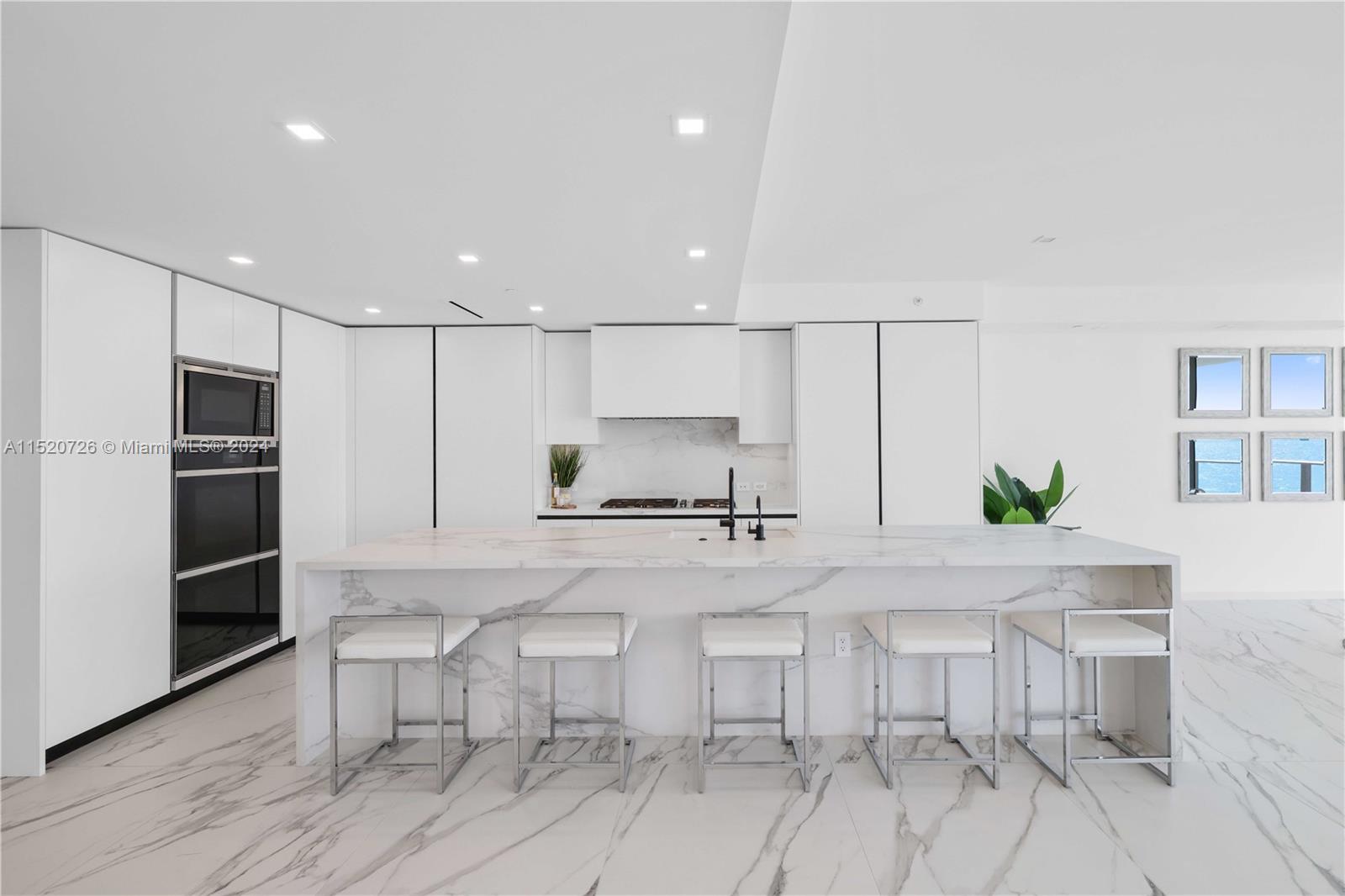 1116 N Ocean Blvd # 803