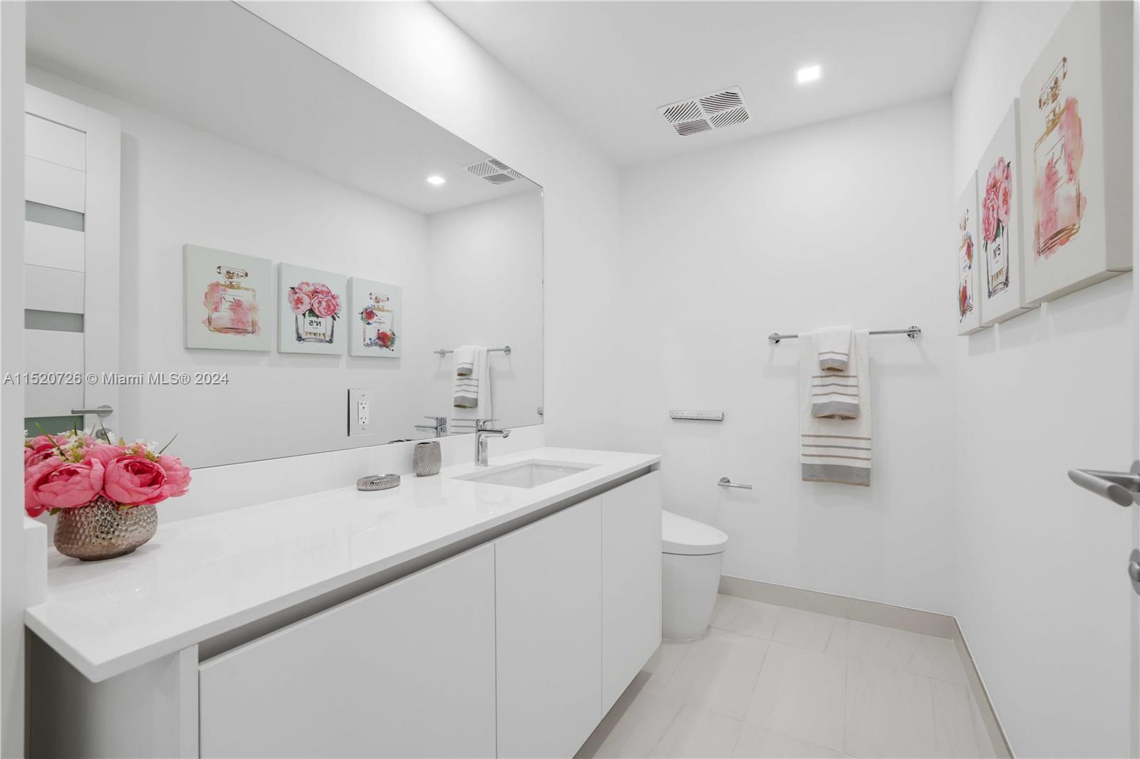 1116 N Ocean Blvd # 803