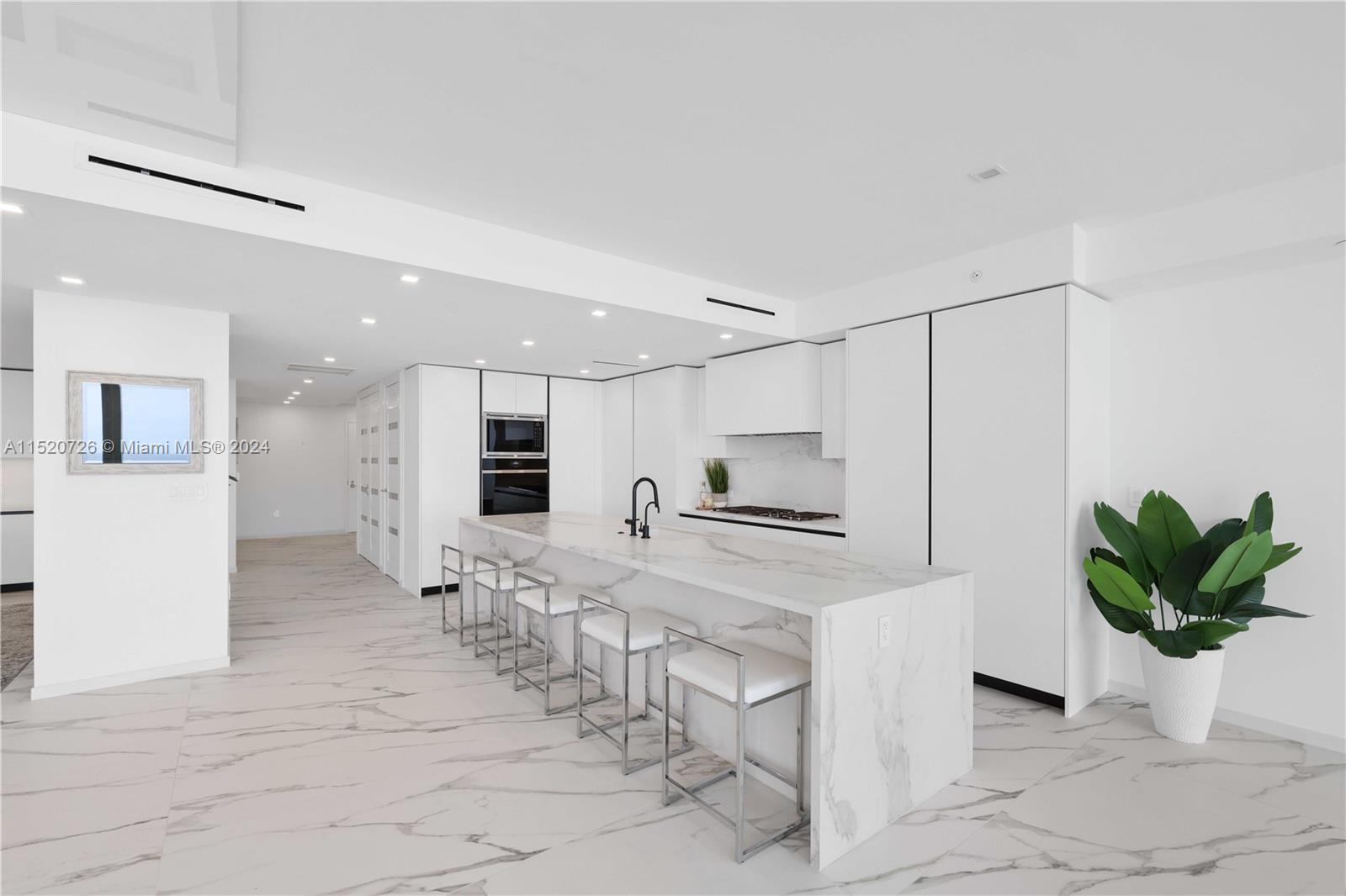 1116 N Ocean Blvd # 803